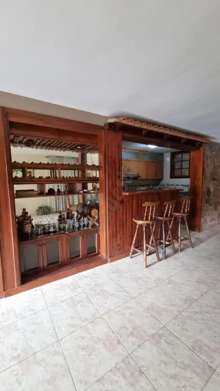 Hermoso TownHouse en Conj. Res. Victoria Villas, Naguanagua
