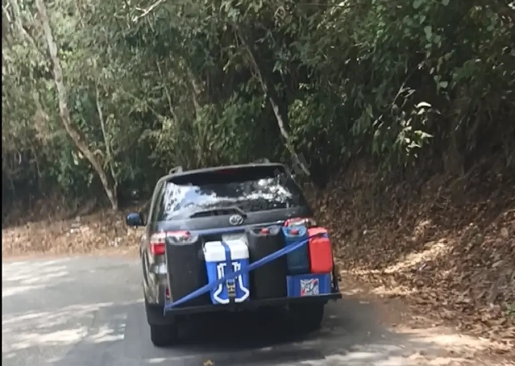 Porta bidones ,equipaje,maletas,gasolina,combustible etc.