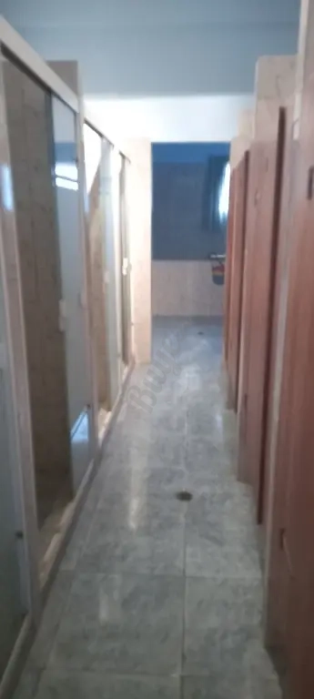 Se alquila habitación amoblada solo a Caballeros