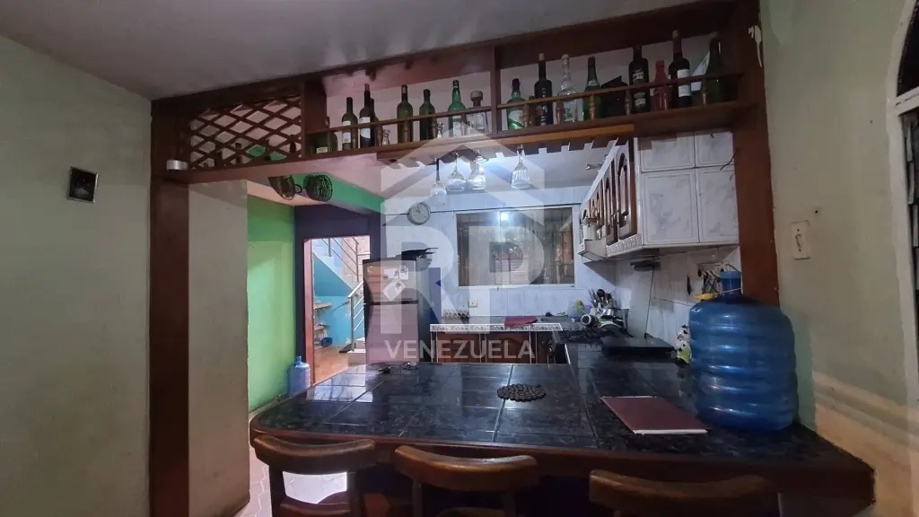 CRC-012 Casa con Local en Venta en Urb. Pueblo Nuevo, Barquisimeto