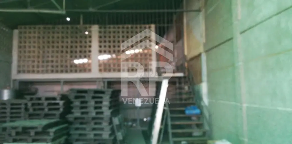 PLG-003 Galpón en Venta en el Sector Belloso, Maracaibo