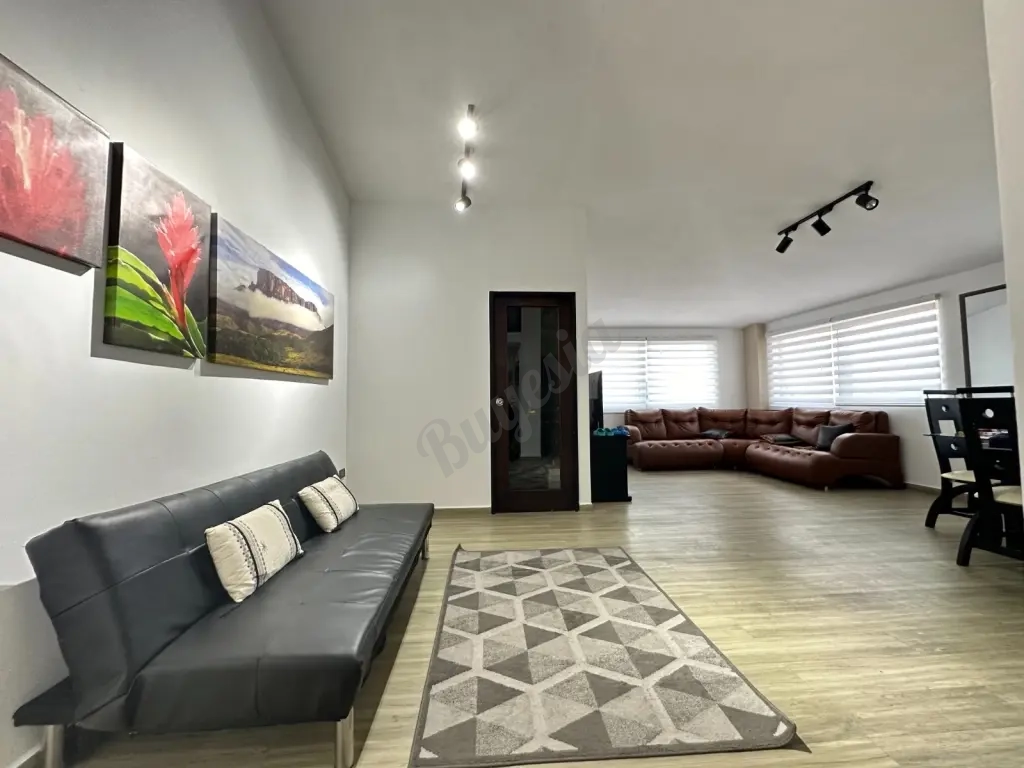 Lujoso Penthouse en Res San Francisco, San Diego