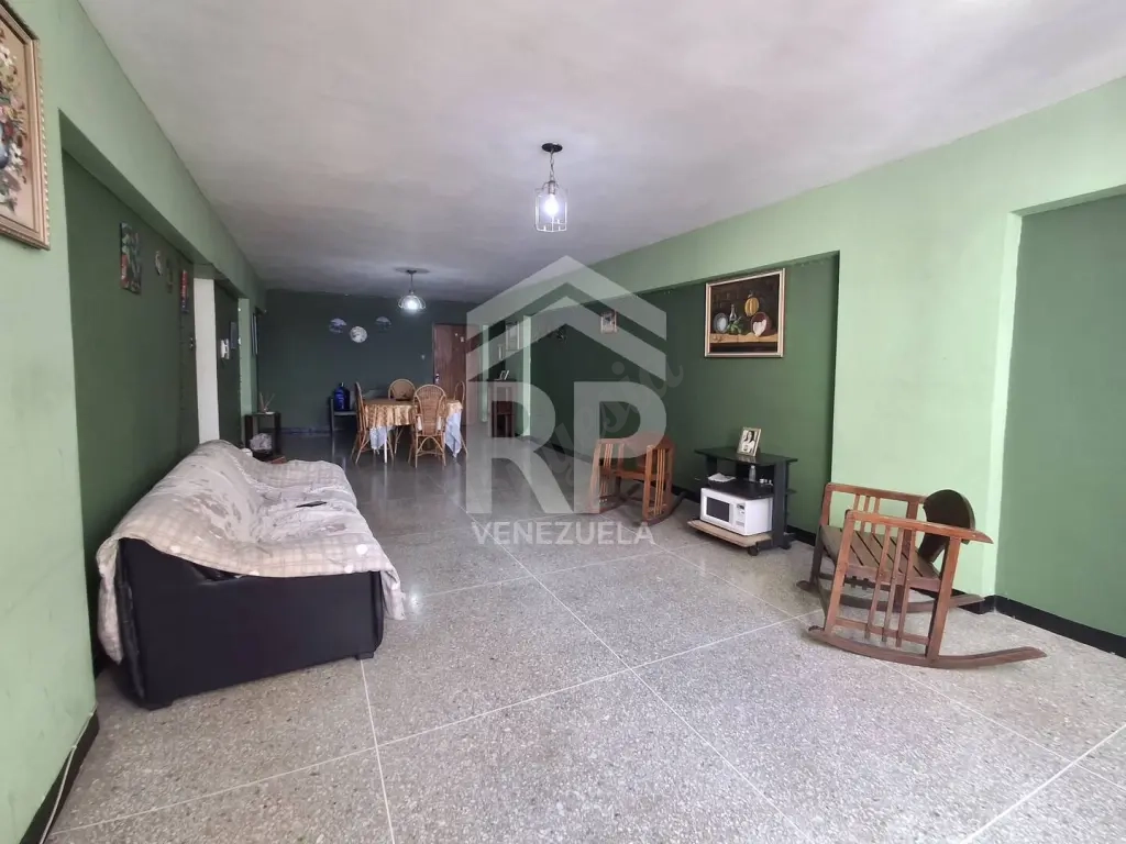 CRA-004 Apartamento en Venta en la Av. Pedro León Torres, Barquisimeto