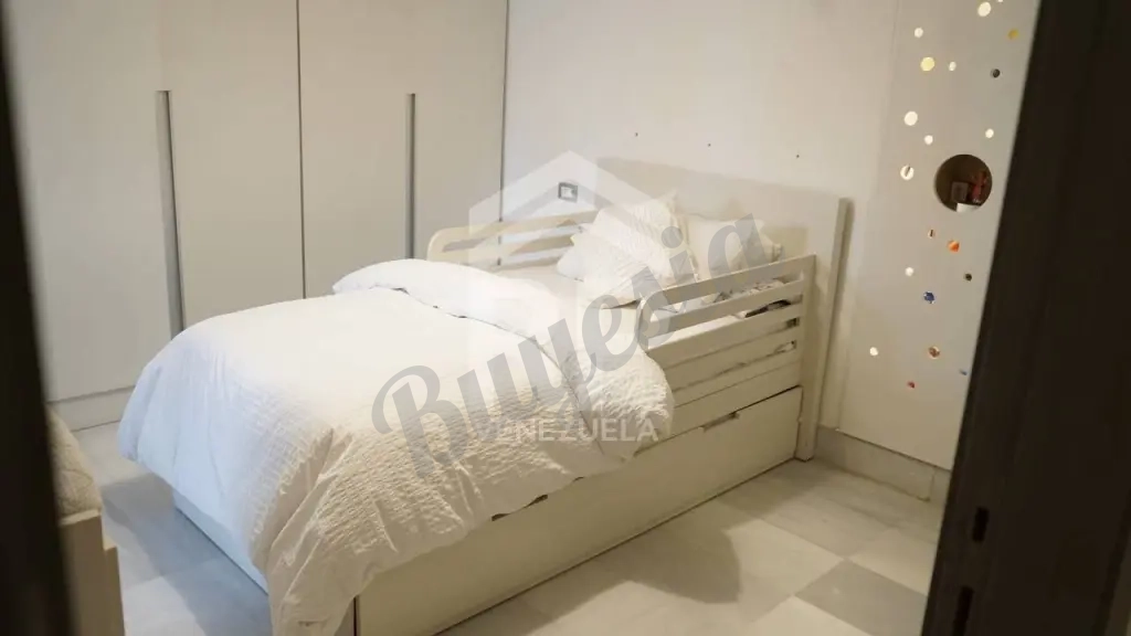 PLA-017 Apartamento en Venta el Sector La Lago Maracaibo