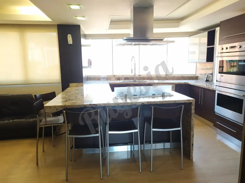 Apartamento, El Parral $180,000