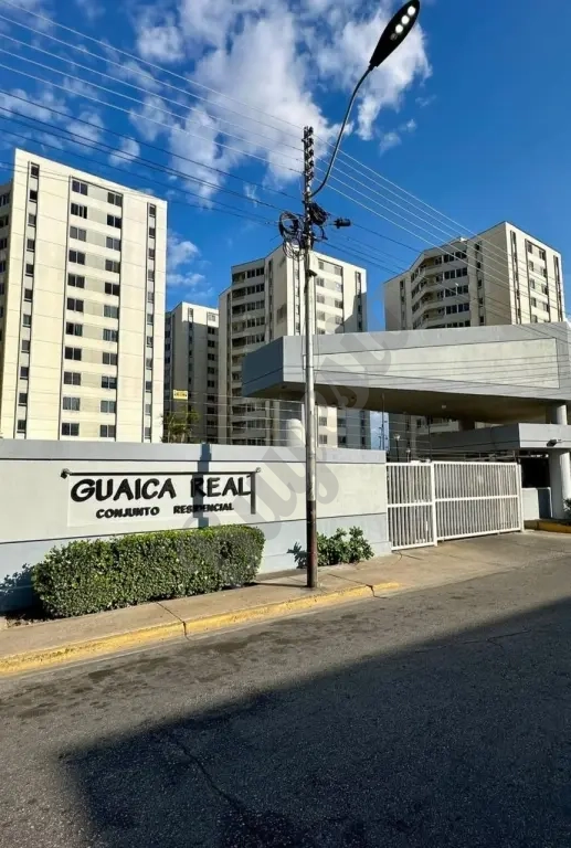 Venta de apartamento en Guaica Real