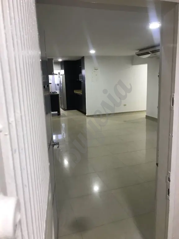 Apartamento Amplio con 103 Mt2- Remodelado a a 50 mts de pádel Club L