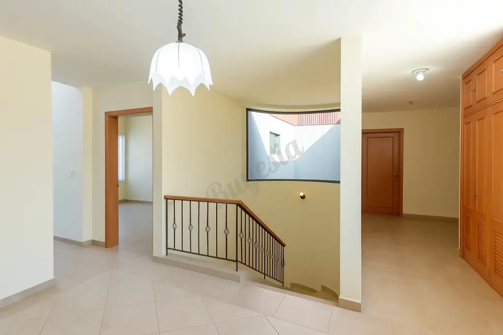Townhouse en Conj. Res. La Montaña