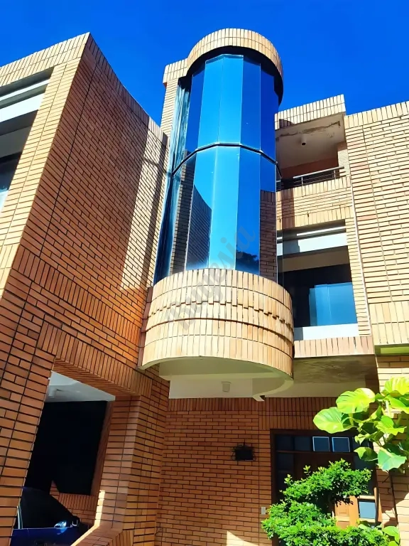 Townhouse en Conj. Res. La Montaña (Valencia, Mañongo, Trigal Norte)